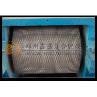 造粒機(jī)設(shè)備最新報(bào)價(jià) 鄭州鑫盛 雞糞對(duì)輥擠壓造粒機(jī) 售后完善