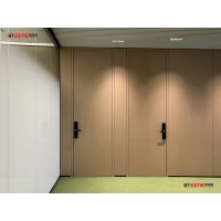 濟南斯蒂恩鋼板隔斷門 - 堅固耐用，隔音隔熱，定制安裝