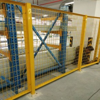 現貨倉庫隔斷網室內浸塑隔離柵工廠設備安全鐵絲網圍欄車間隔離網